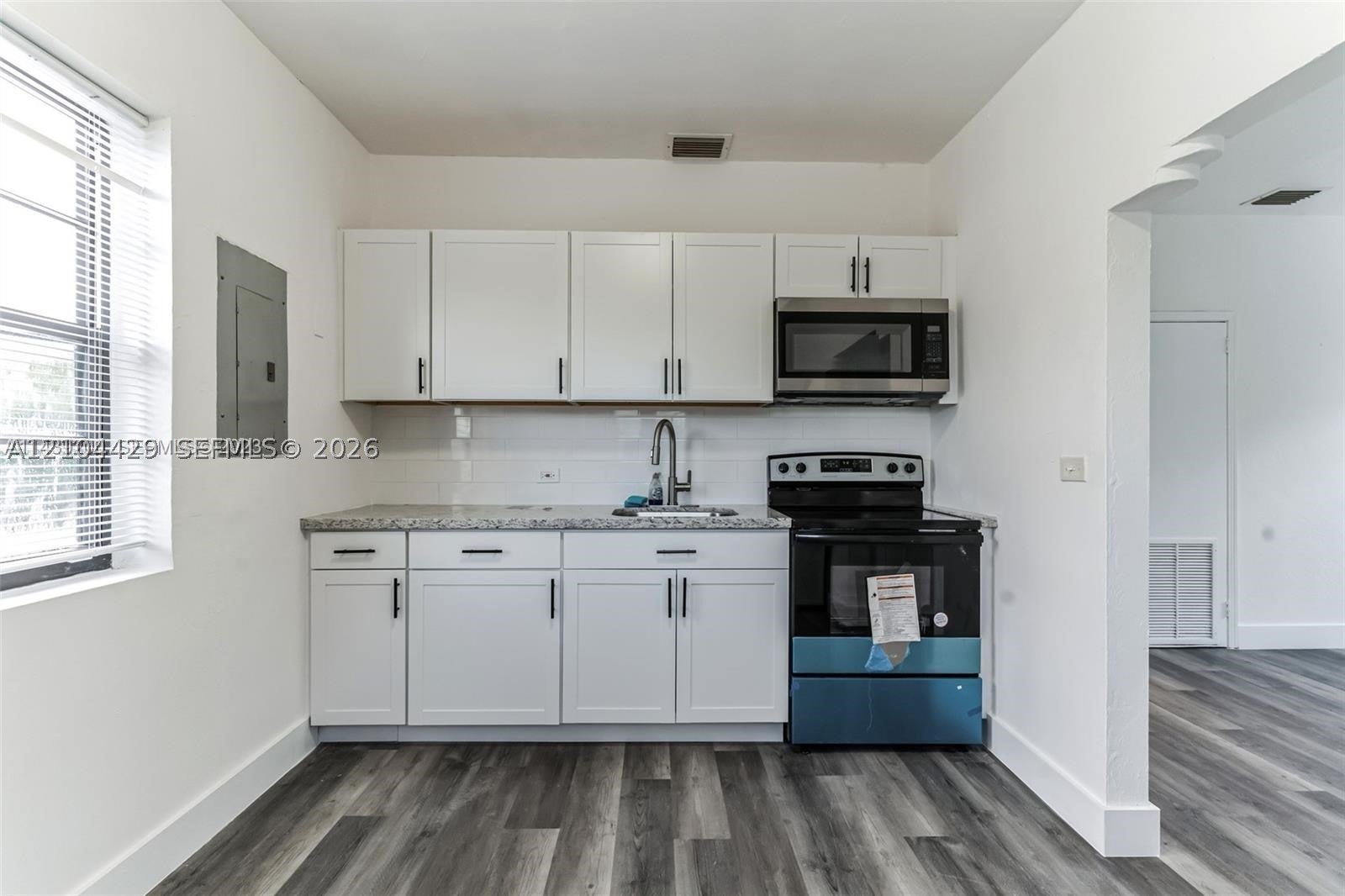 1071 NW 34th St 1075