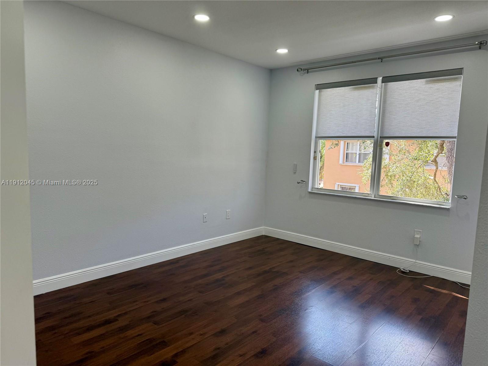 PEMBROKE FALLS PHASE 3 - Residential Lease