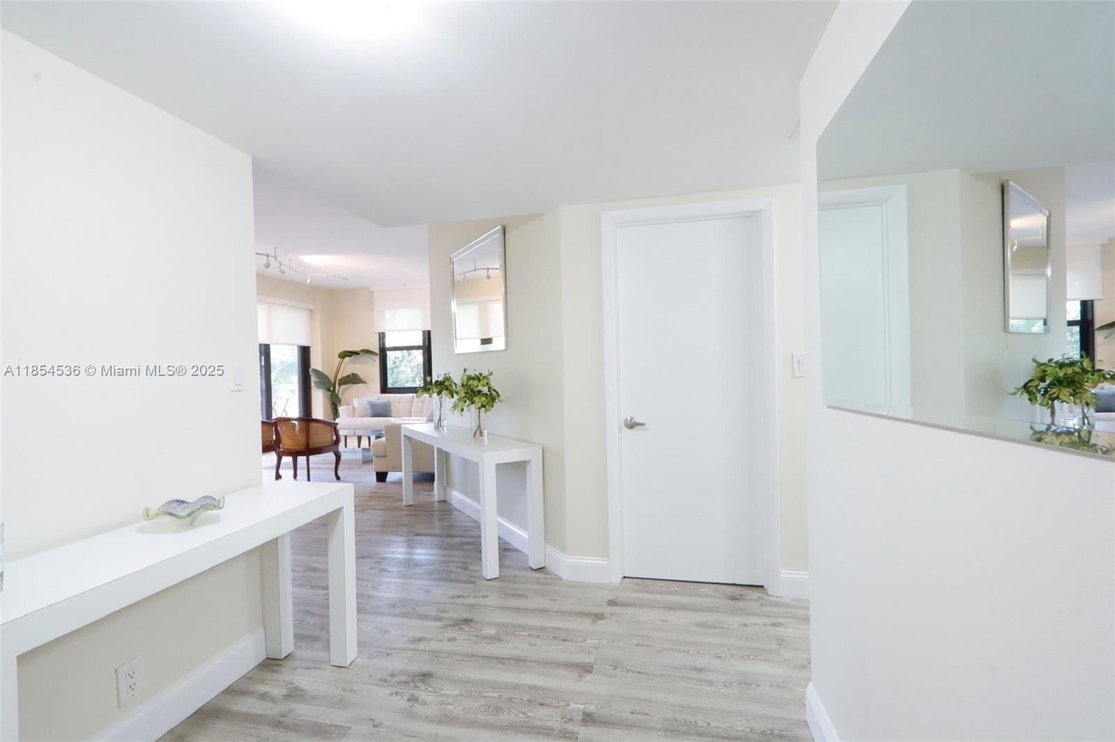 TOWERS OF KEY BISCAYNE CO - Residential Lease