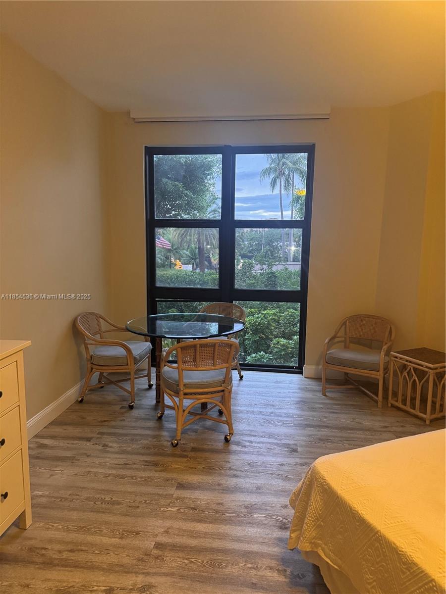 TOWERS OF KEY BISCAYNE CO - Residential Lease