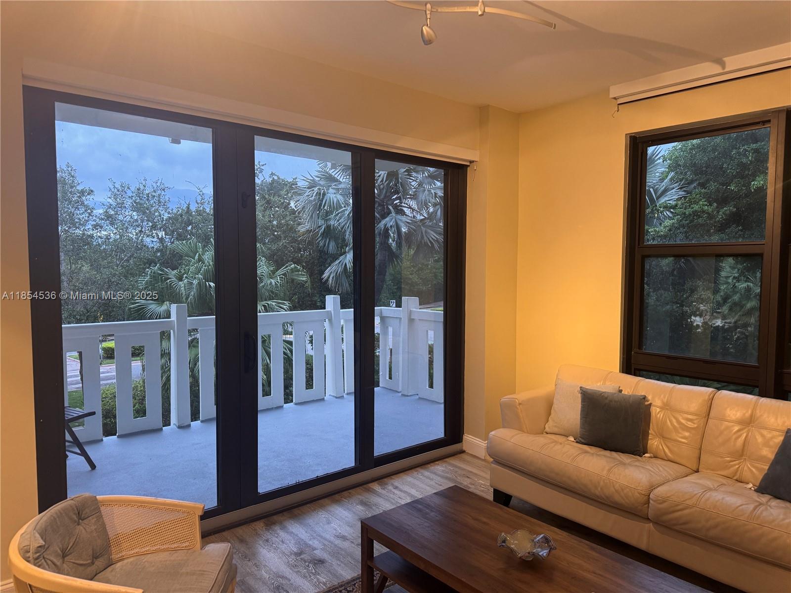 TOWERS OF KEY BISCAYNE CO - Residential Lease