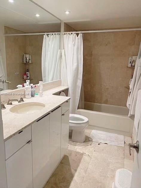 TOWERS OF KEY BISCAYNE CO - Residential Lease