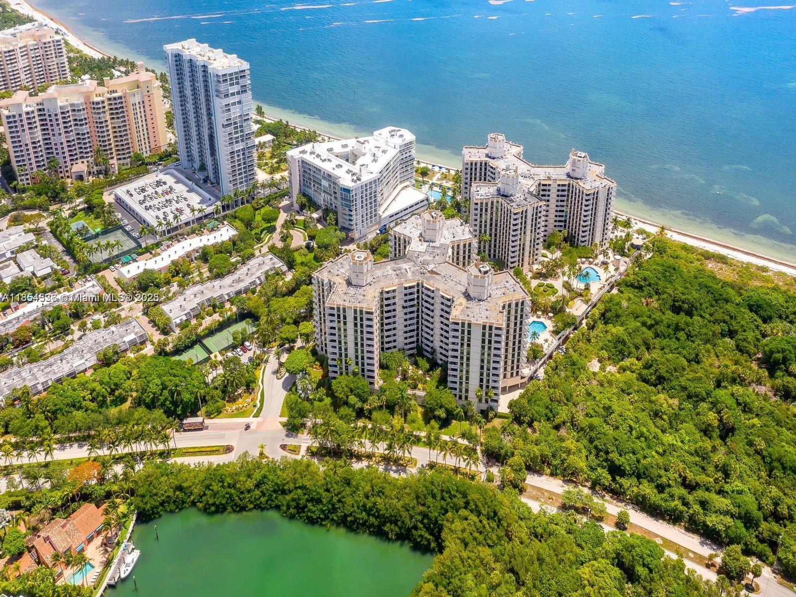 TOWERS OF KEY BISCAYNE CO - Residential Lease