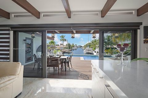 A home in Lauderdale By The Sea