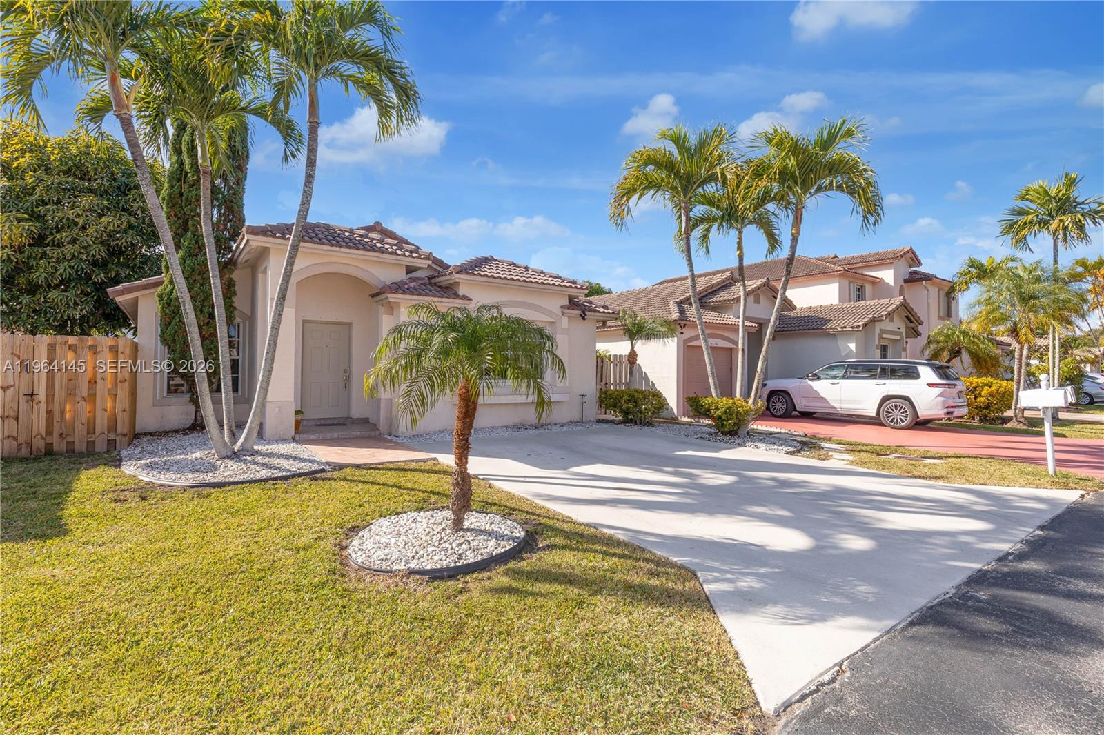 BRIGHTONS MEADOW TRACE - Residential