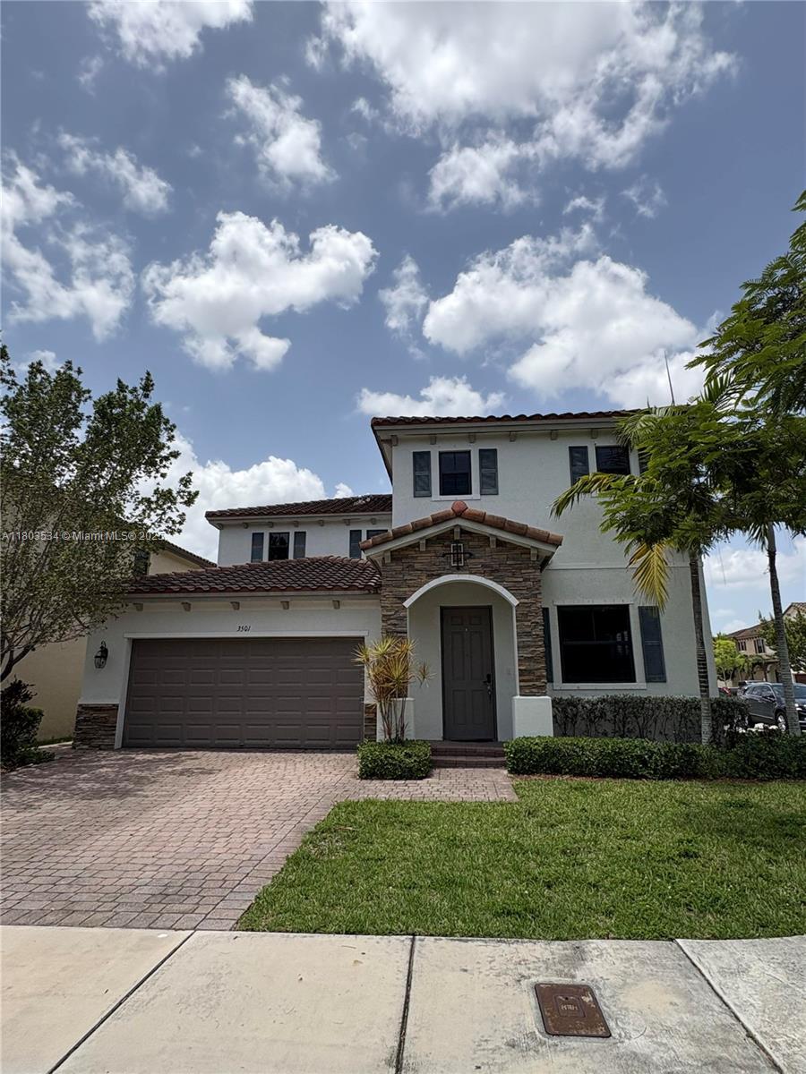 Rental Property at 3501 W 92nd Pl, Hialeah, Miami-Dade County, Florida - Bedrooms: 5 
Bathrooms: 4  - $5,300 MO.