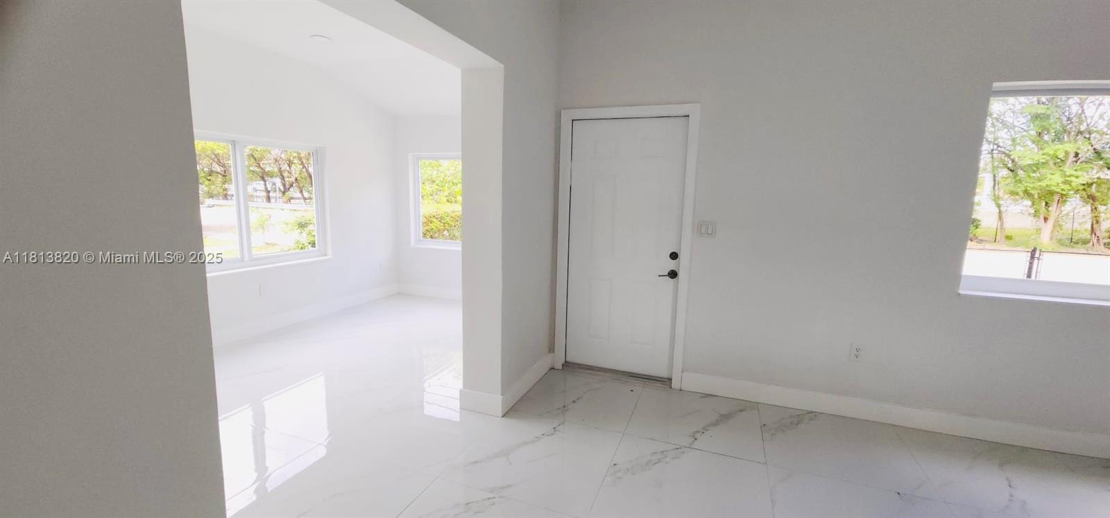N MIAMI ESTATES - Residential