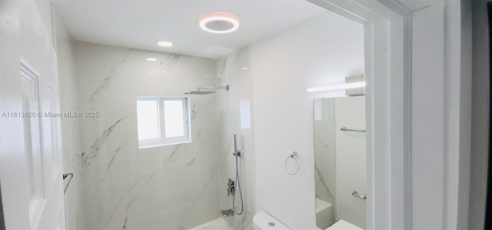 N MIAMI ESTATES - Residential