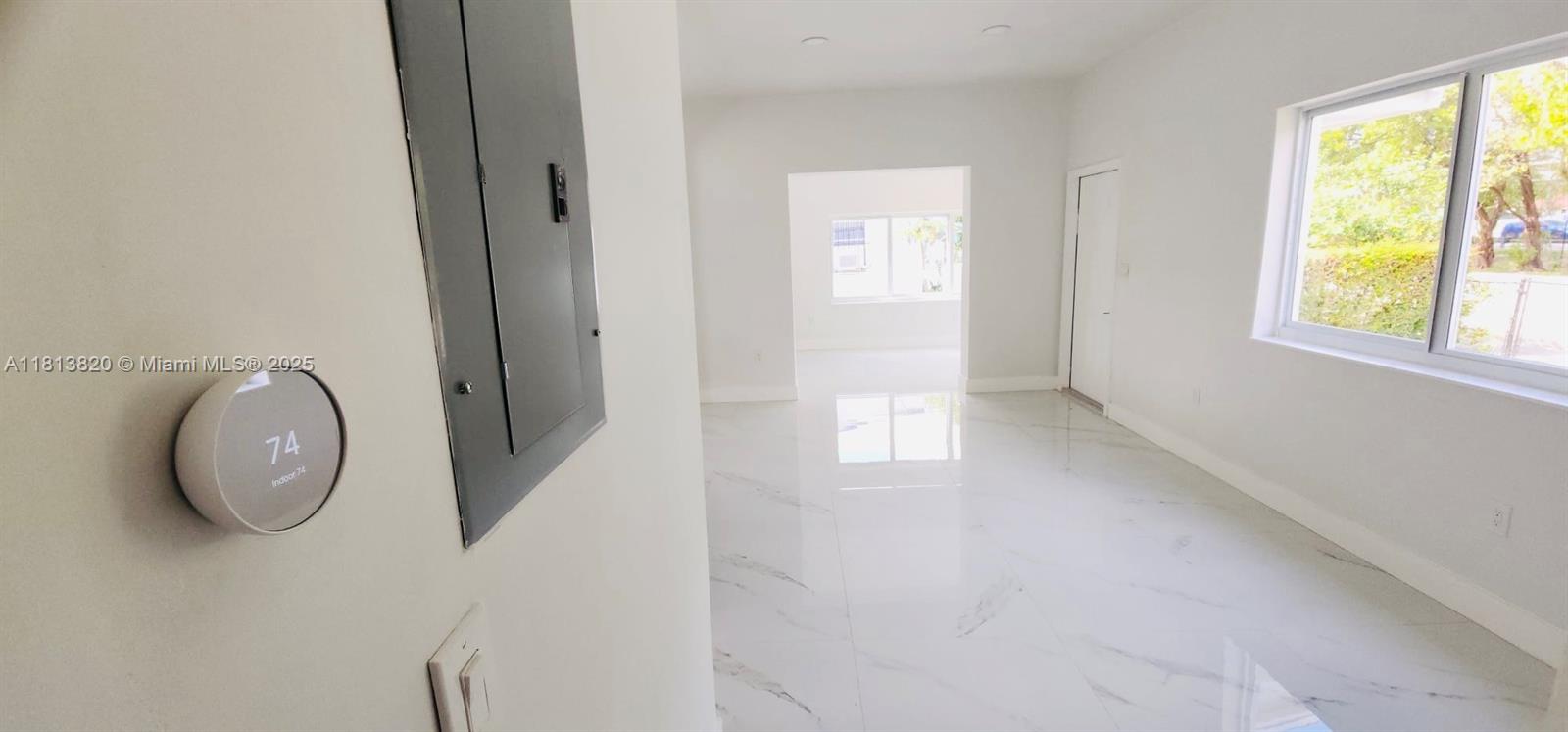 N MIAMI ESTATES - Residential