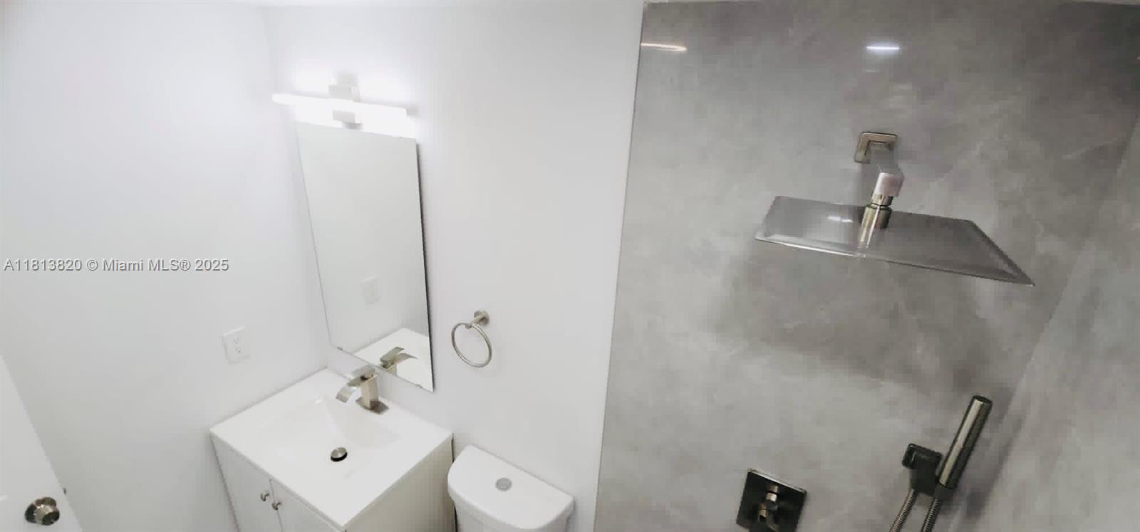 N MIAMI ESTATES - Residential