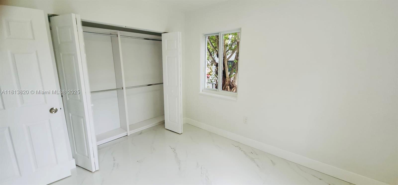 N MIAMI ESTATES - Residential