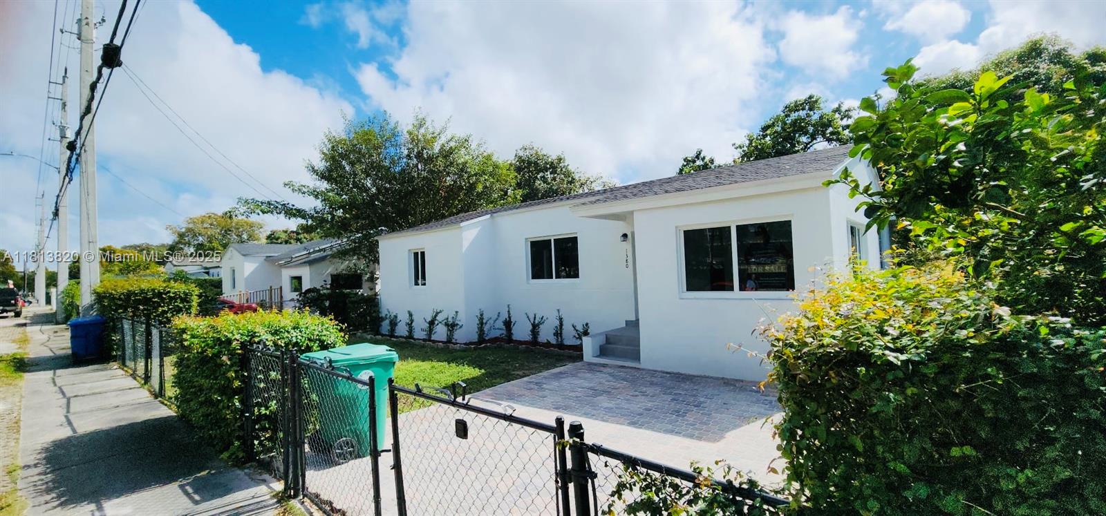 N MIAMI ESTATES - Residential