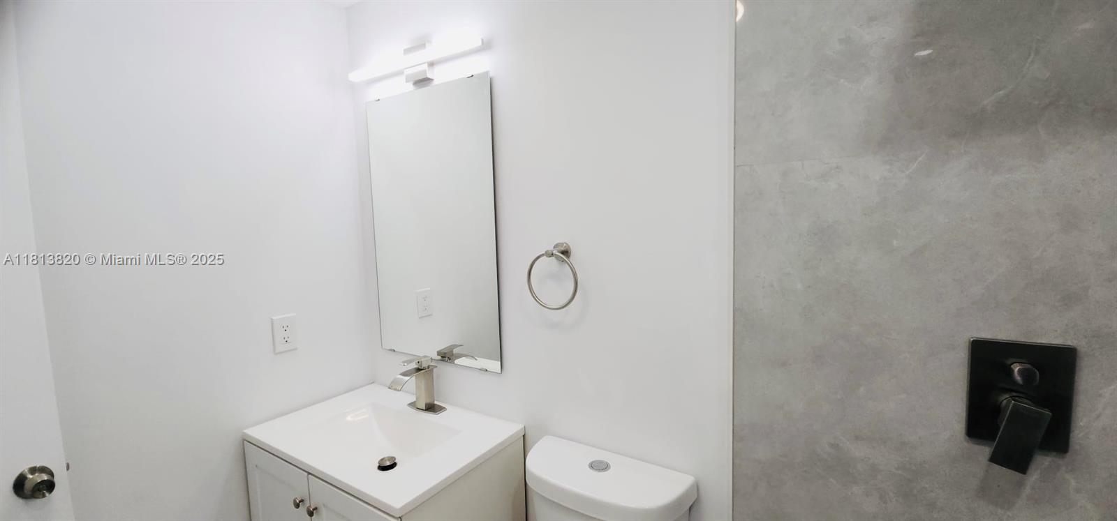 N MIAMI ESTATES - Residential