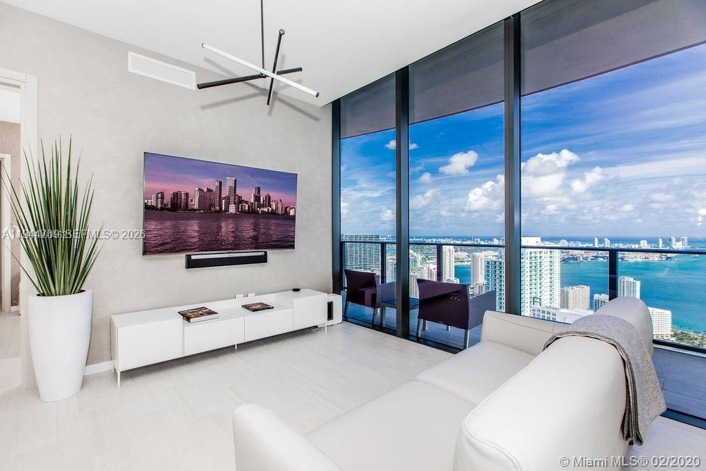1000 BRICKELL PLAZA PH6105