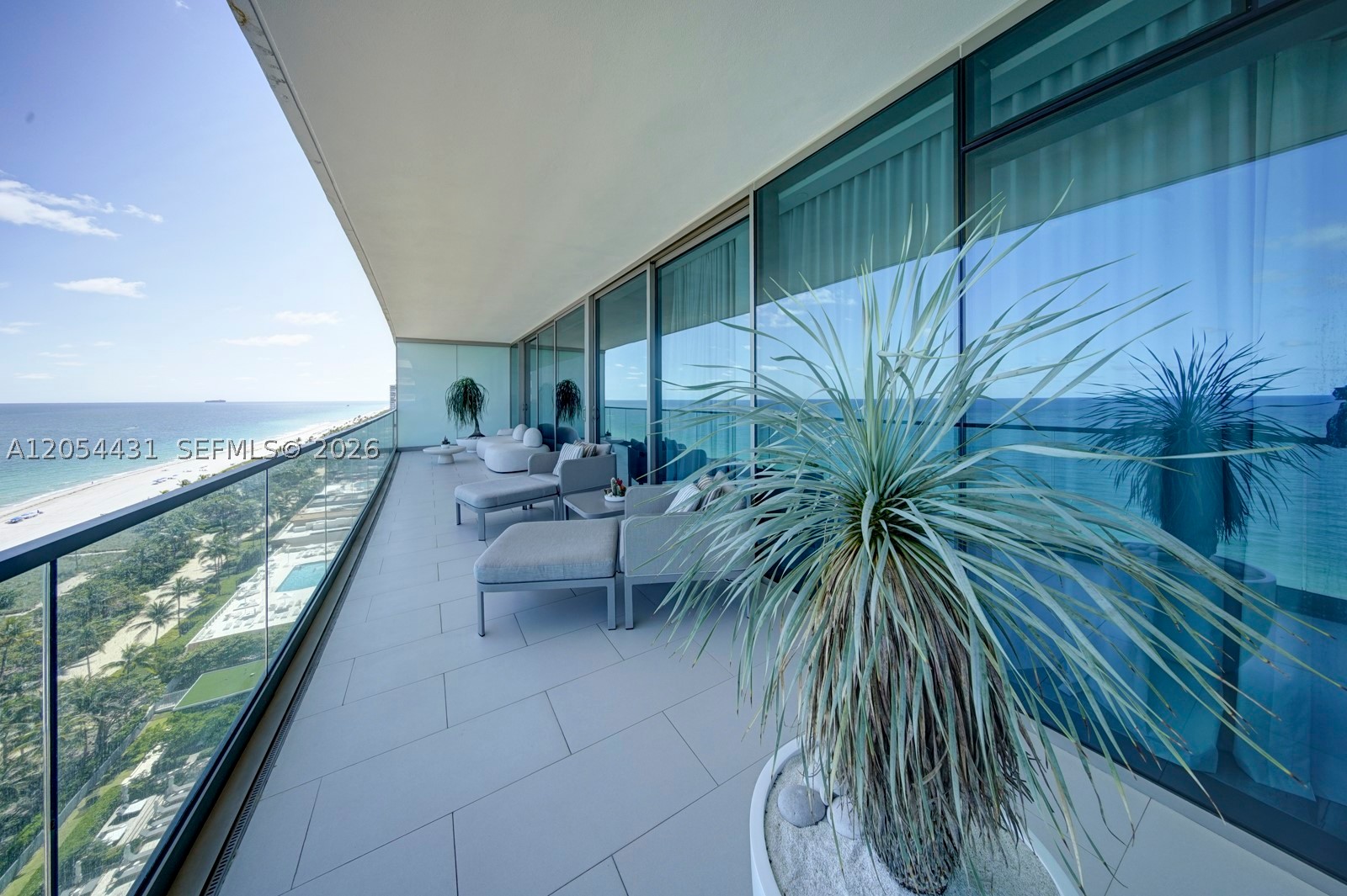 10203 Collins Ave 1502