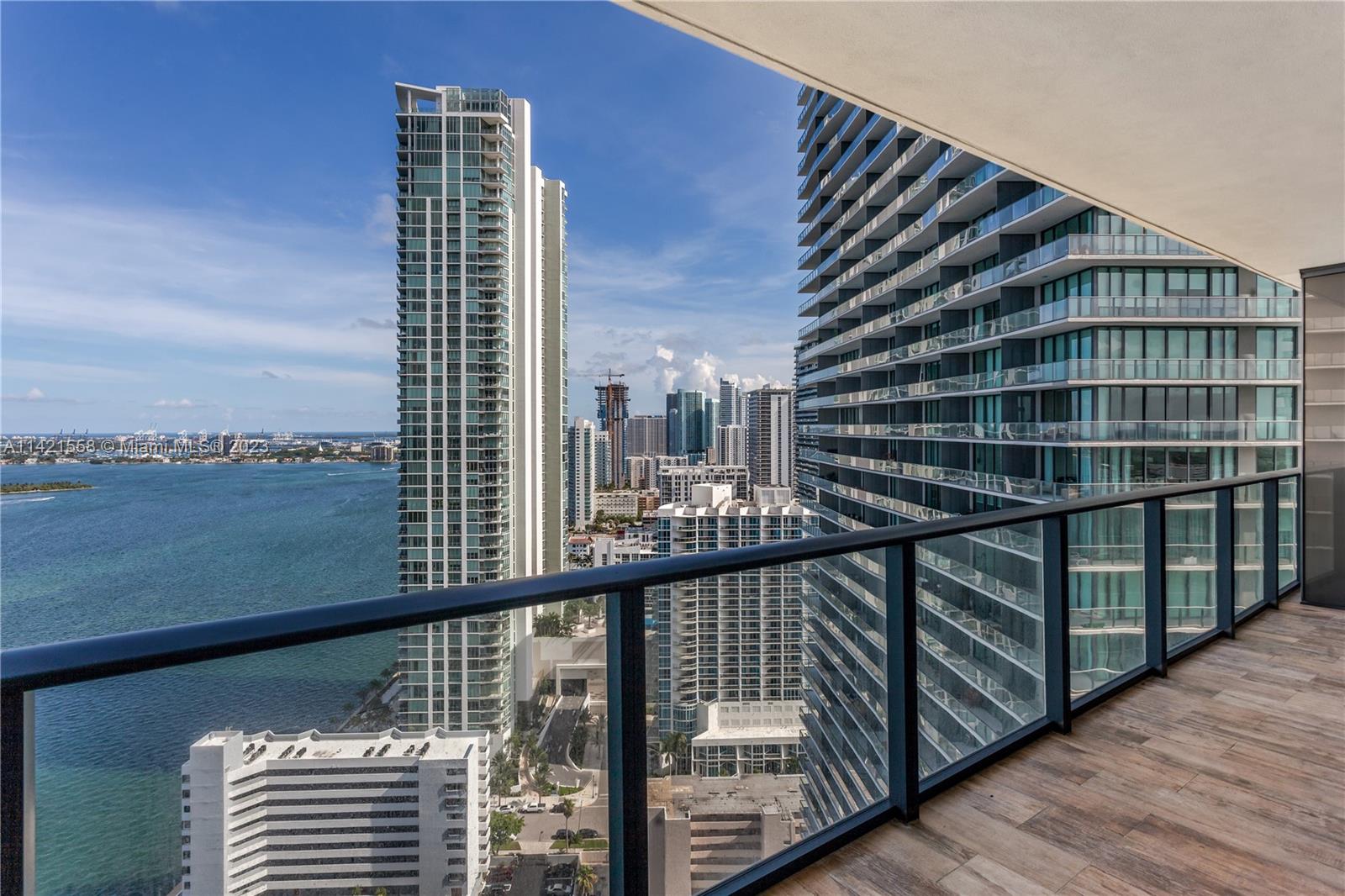Views, views, views! Absolutely beautiful residence in Paraiso Bay with incredible views! Floor to
ceiling glass with views of the bay, ocean and Miami Beach Skyline. Residence features beautiful ceramic floors,
custom closets and electric shades. Call us today to enjoy the amenities of Paraiso Bay that features a beautiful
pool, spa, movie theater, social room, billiards, and children room with fantastic restaurant Amara in the club.