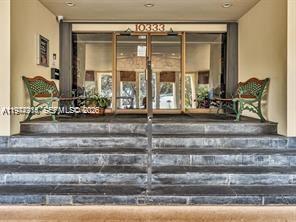 SUNSET PARK LAKE VILLAS S - Residential