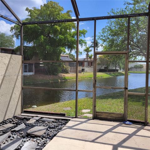 7601 SW 105th Ave Miami FL 33173