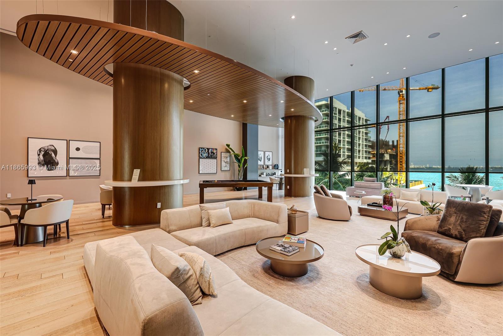 ICON BAY CONDO - Residential