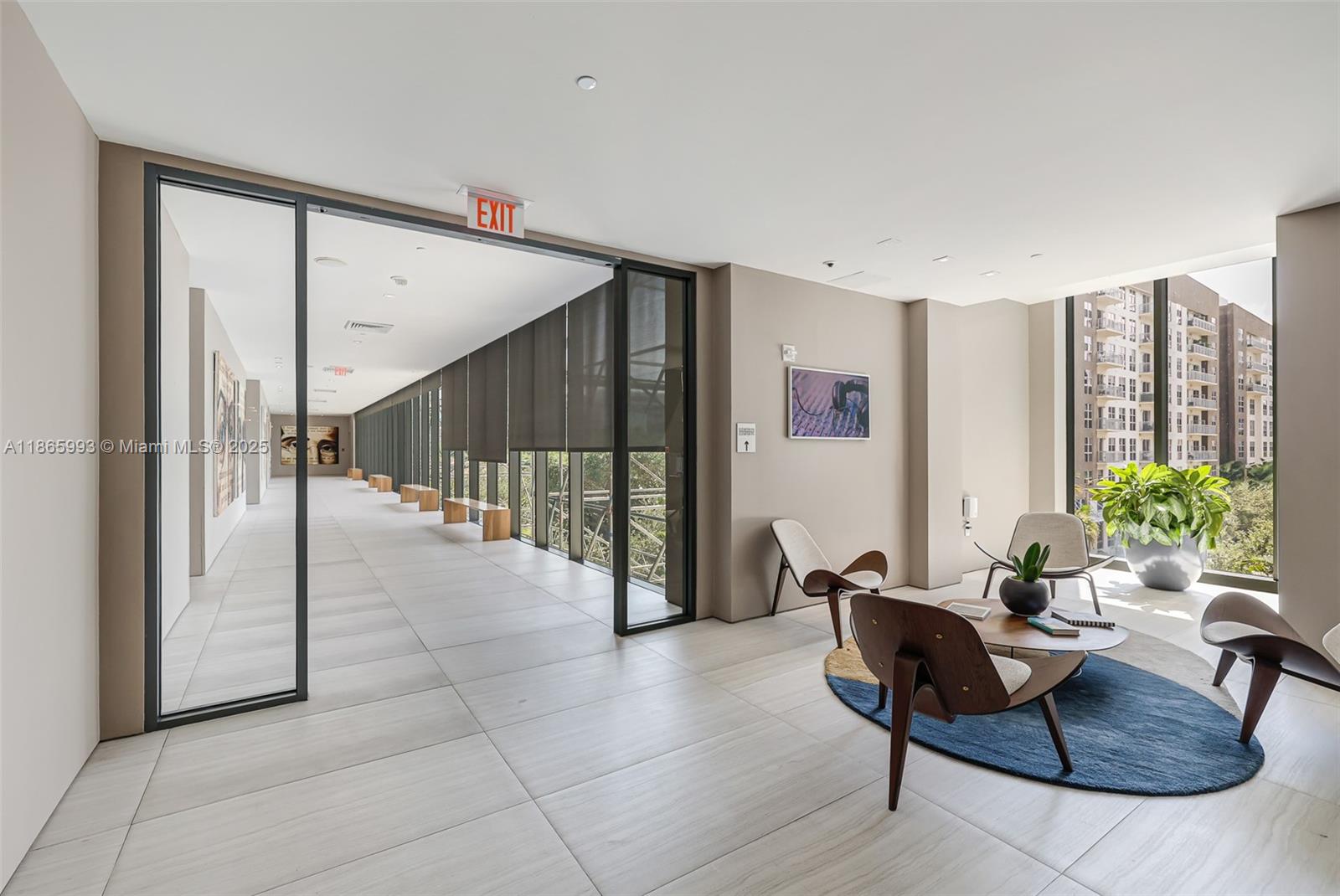 ICON BAY CONDO - Residential