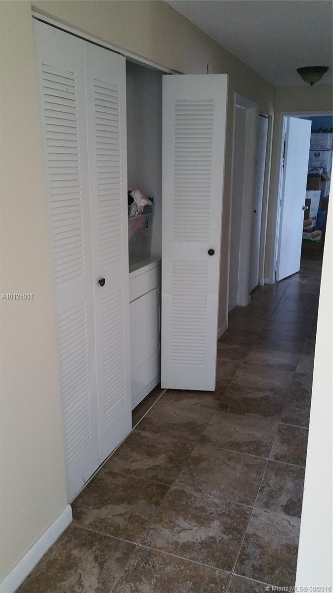 Courtyards At Davie Condo - Residential Lease