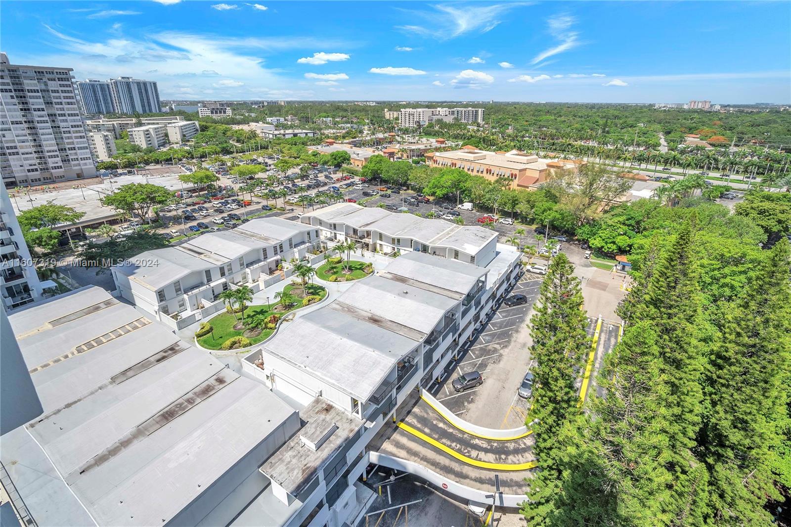 COMMODORE PLAZA CONDO - Residential