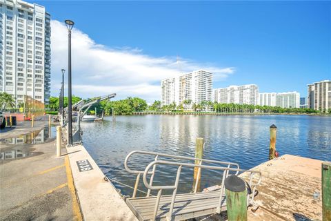 A home in Aventura