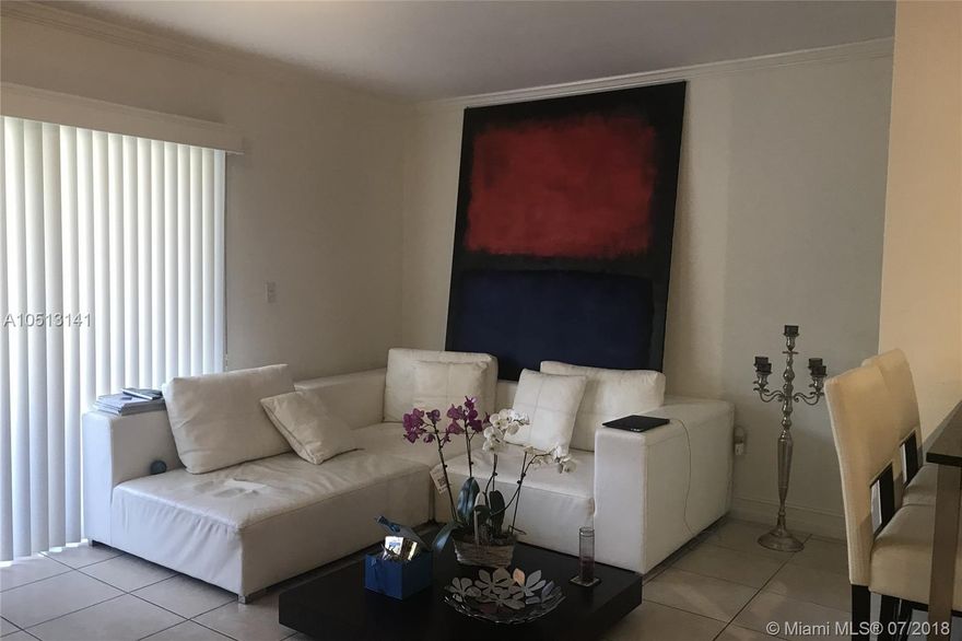 Walk to the beach from this Remodeled 2 beds / 2 baths condo in Key Islander. Open Kitchen with Granite Countertops. Very Bright and spacious. Tile floors throughout. Enjoy the Key Biscayne lifestyle and this cozy place you will call home. Very easy to show. Call me Today!