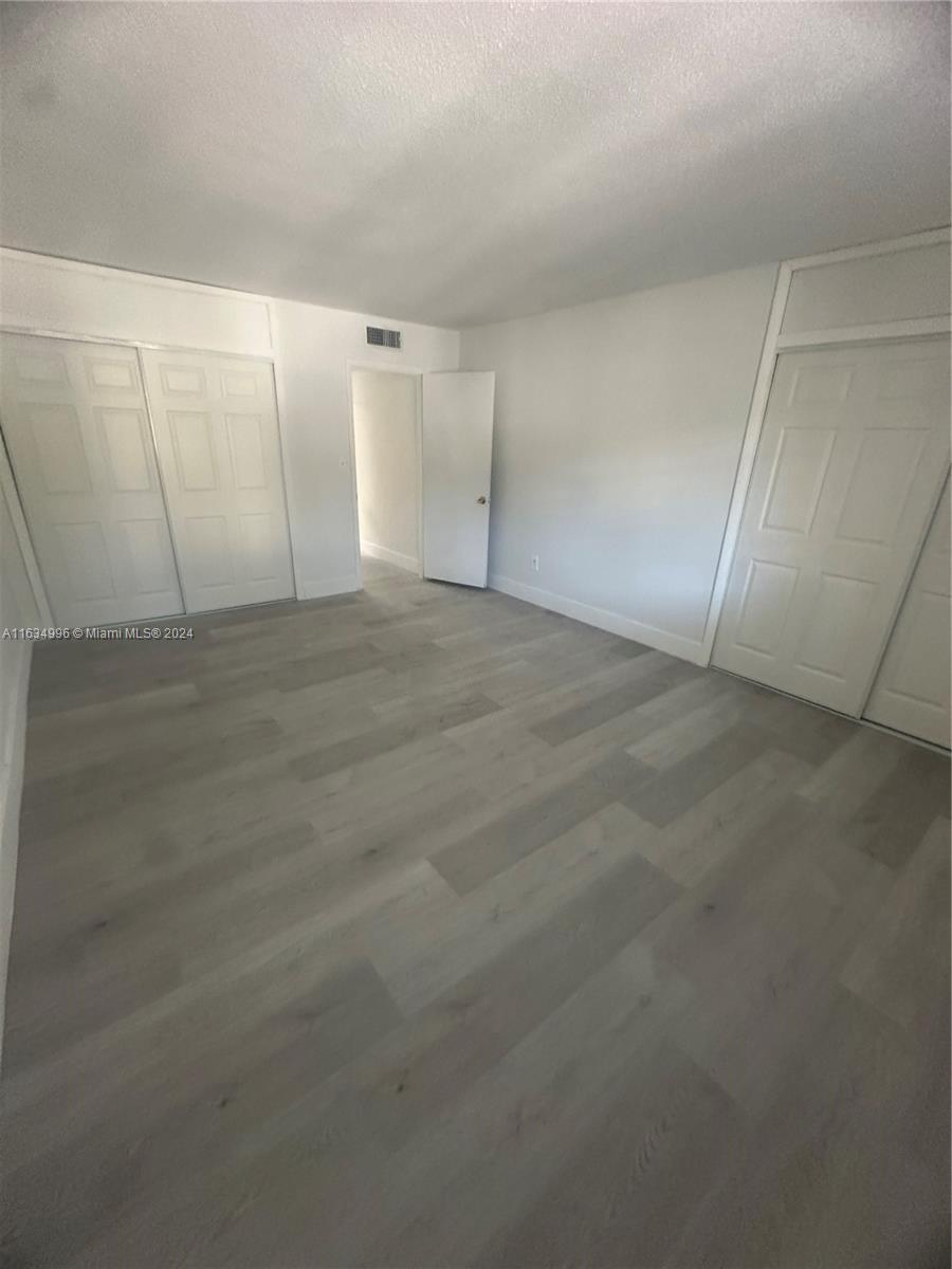 GOLDEN KEY CONDO, THE - Residential