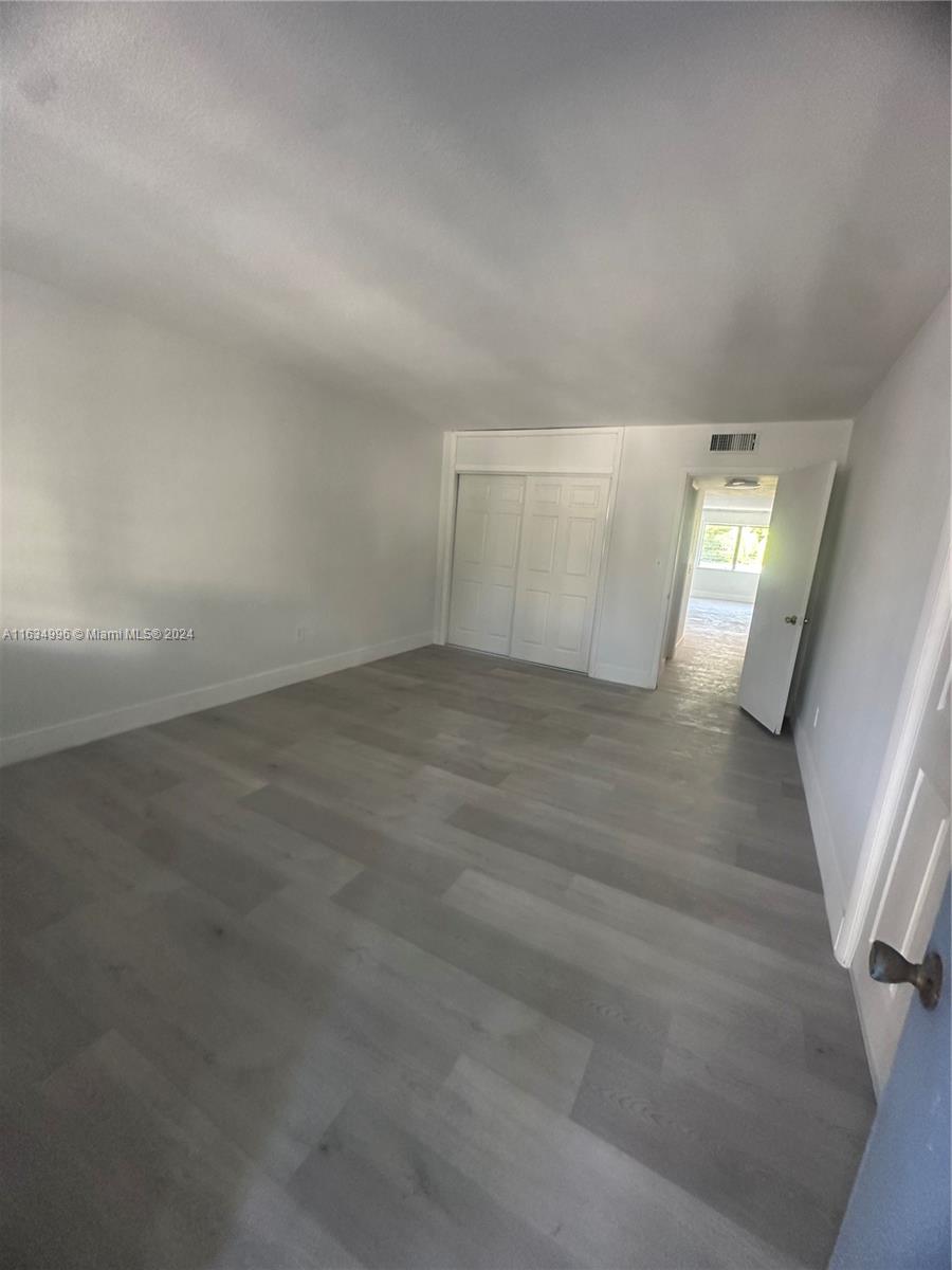 GOLDEN KEY CONDO, THE - Residential