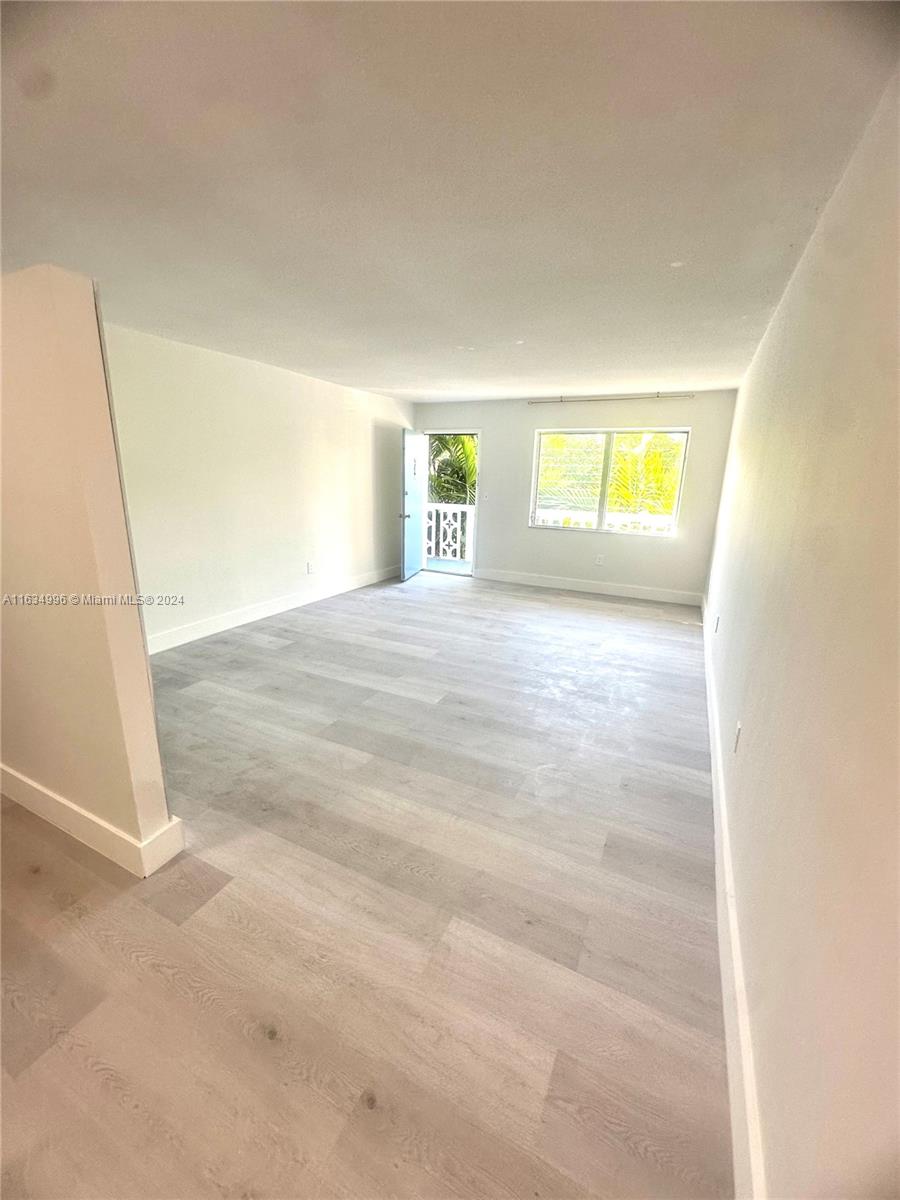 GOLDEN KEY CONDO, THE - Residential
