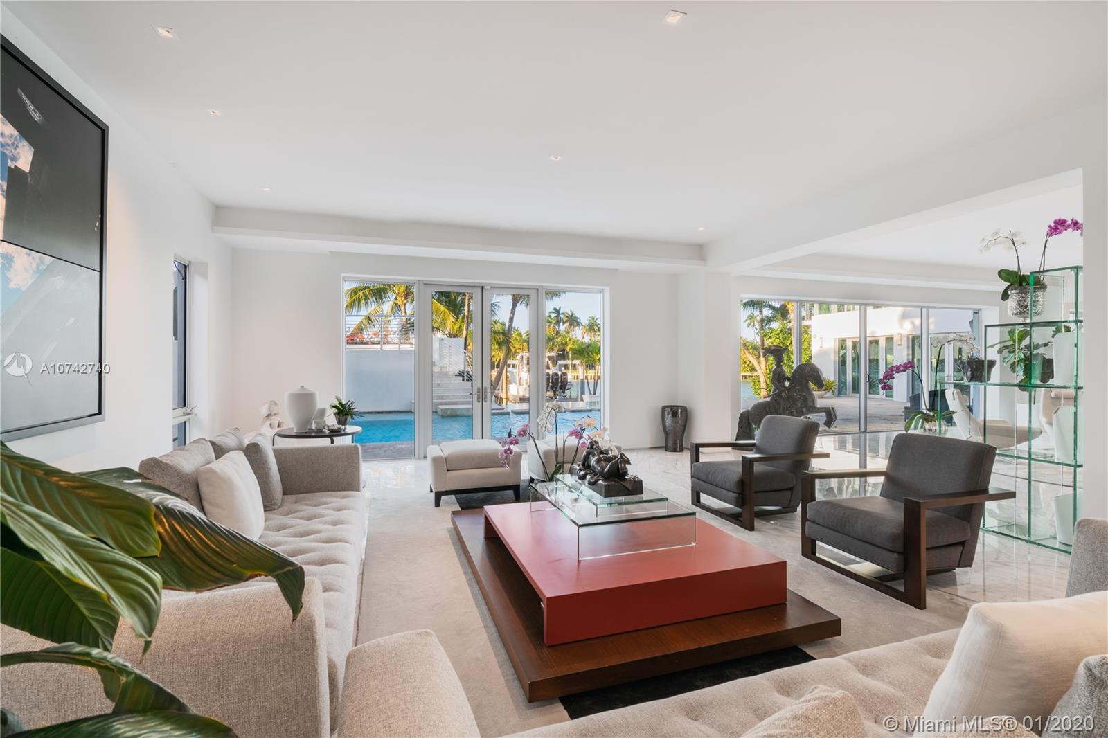 SUNSET ISLANDS-ISLAND NO - Residential