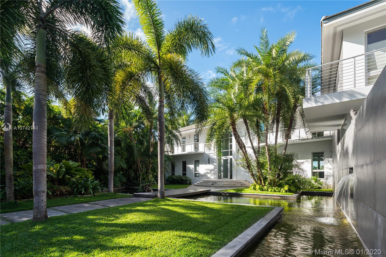 SUNSET ISLANDS-ISLAND NO - Residential