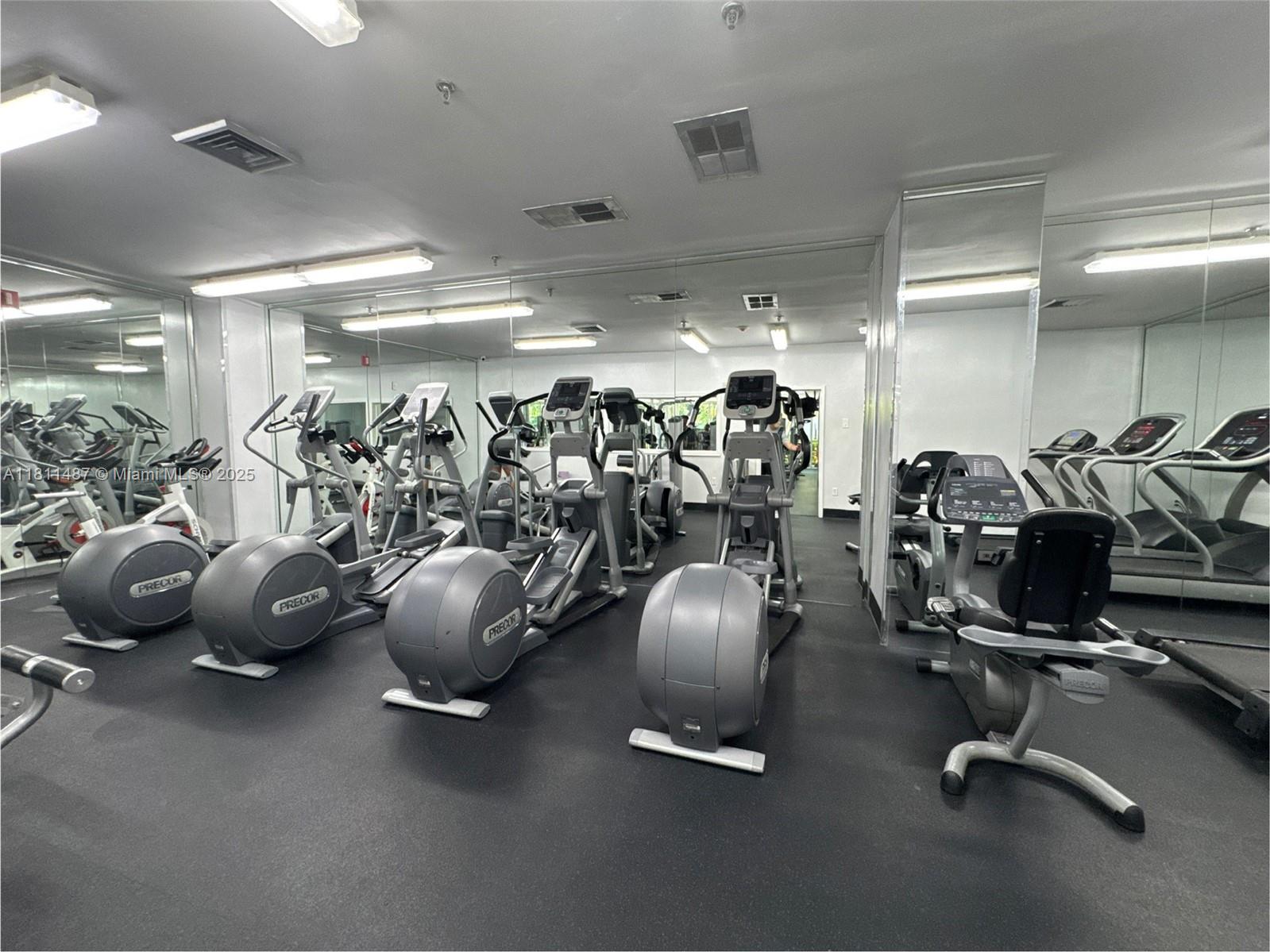 MADISON DOWNTOWN CONDO - Residential