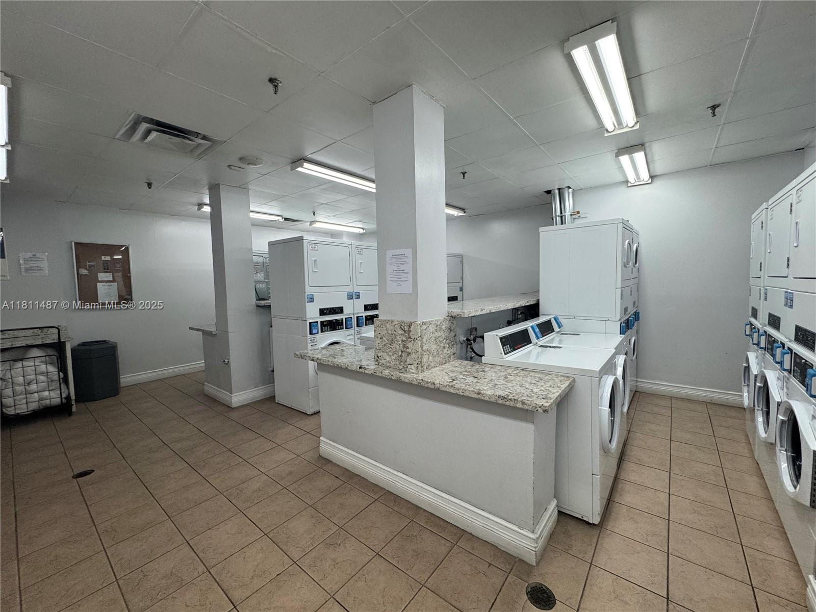 MADISON DOWNTOWN CONDO - Residential