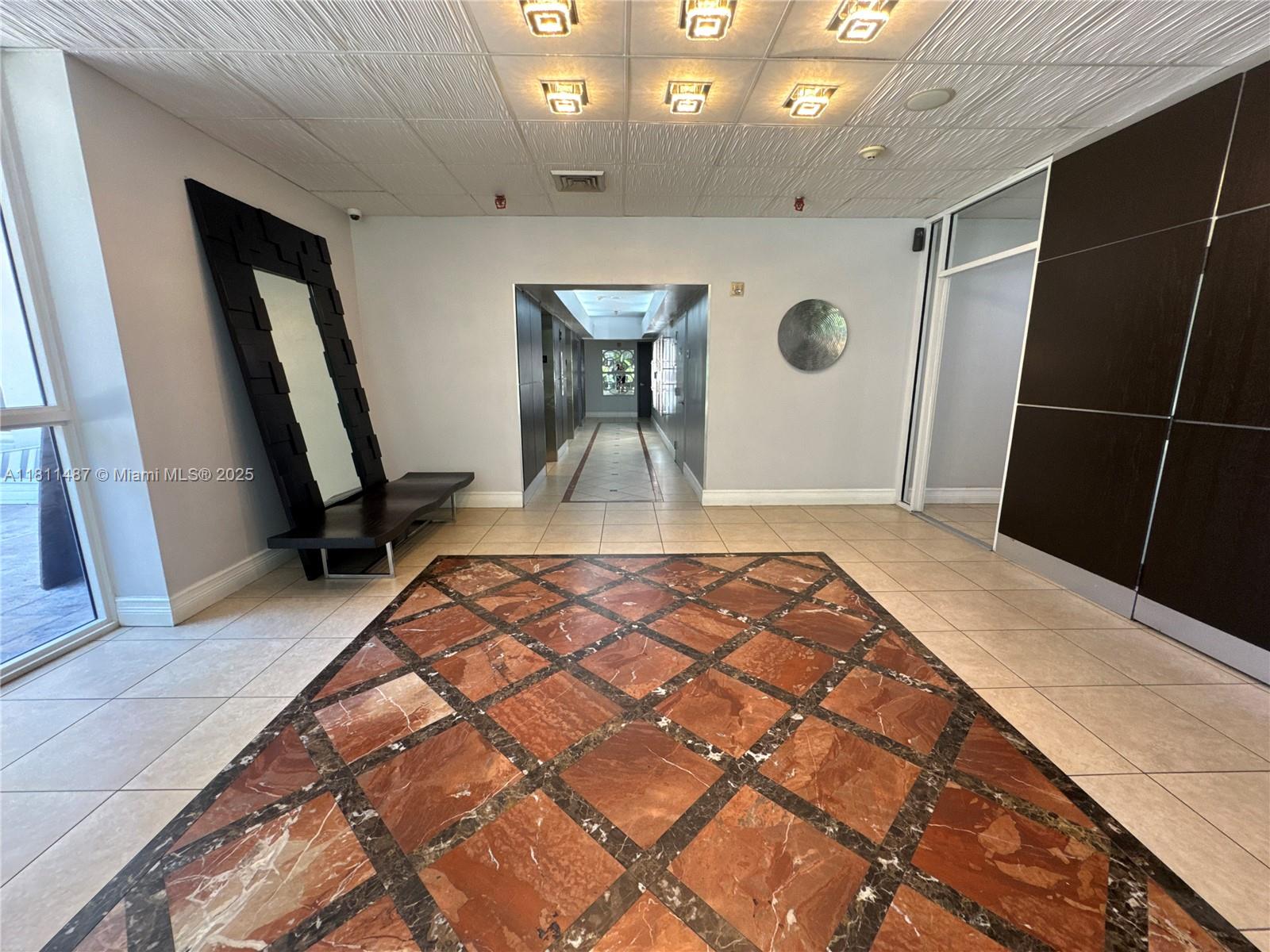 MADISON DOWNTOWN CONDO - Residential