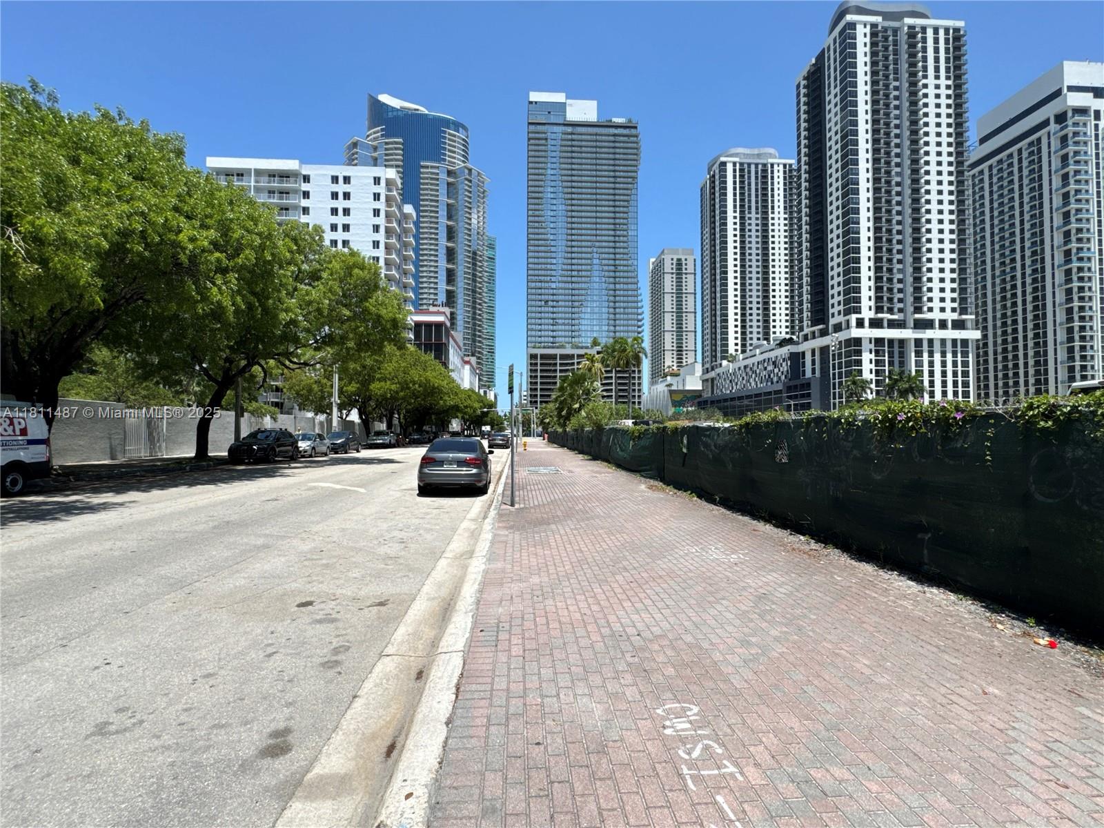 MADISON DOWNTOWN CONDO - Residential