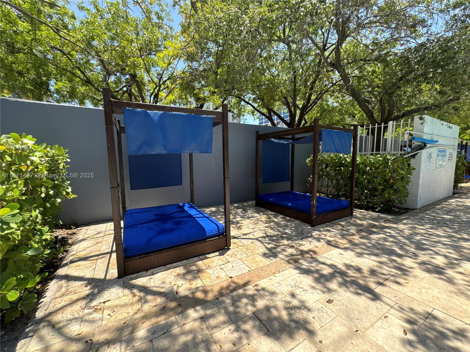 MADISON DOWNTOWN CONDO - Residential