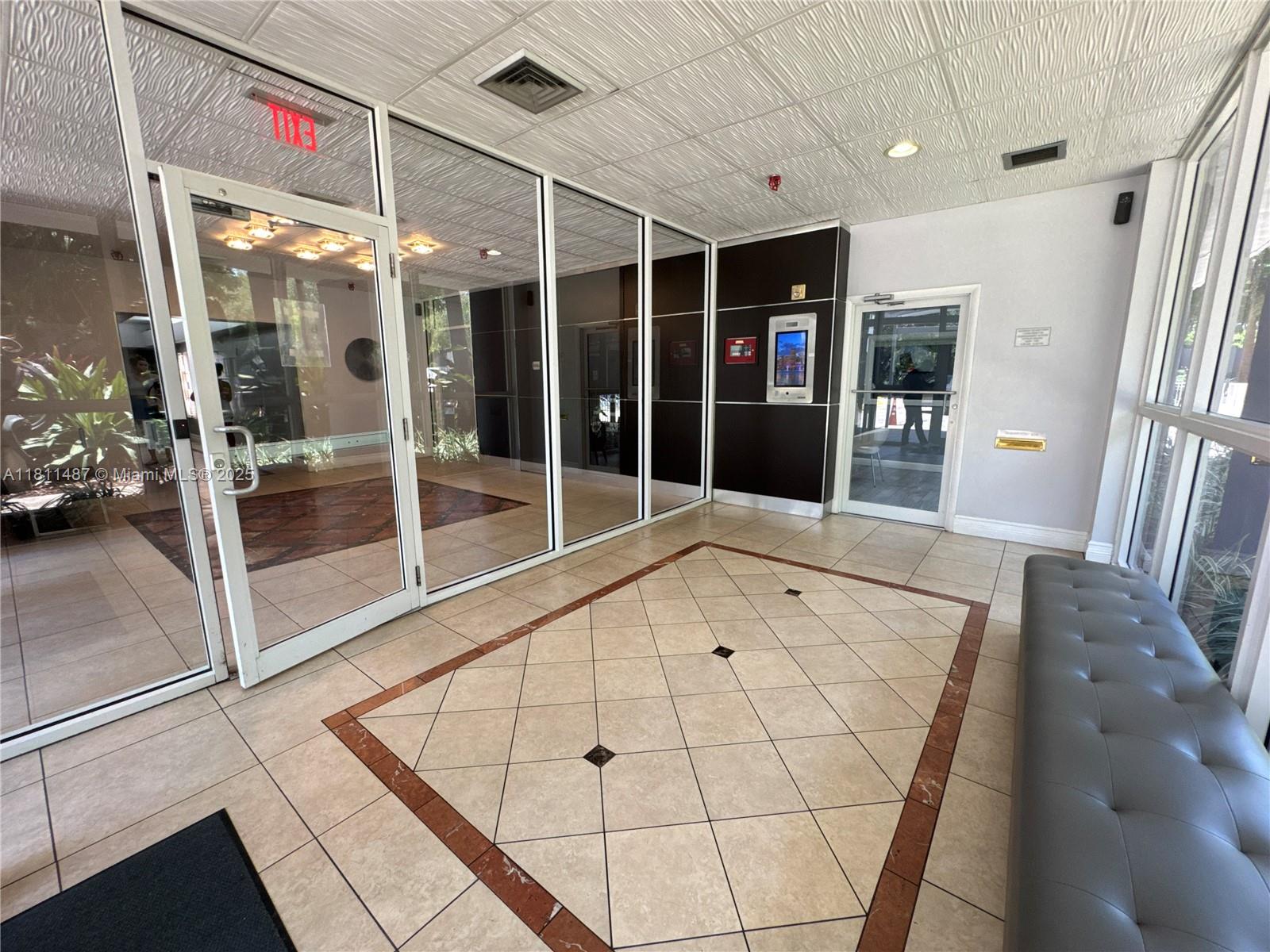 MADISON DOWNTOWN CONDO - Residential