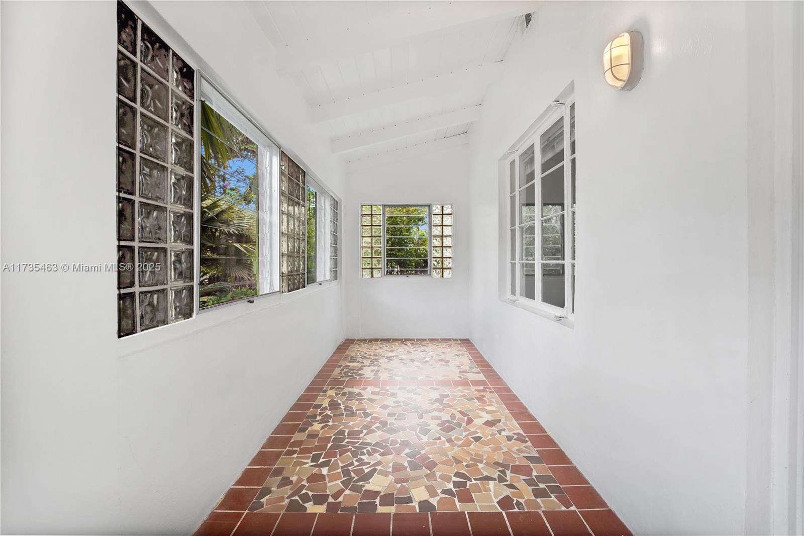 CAMNER GABLES - Residential Lease