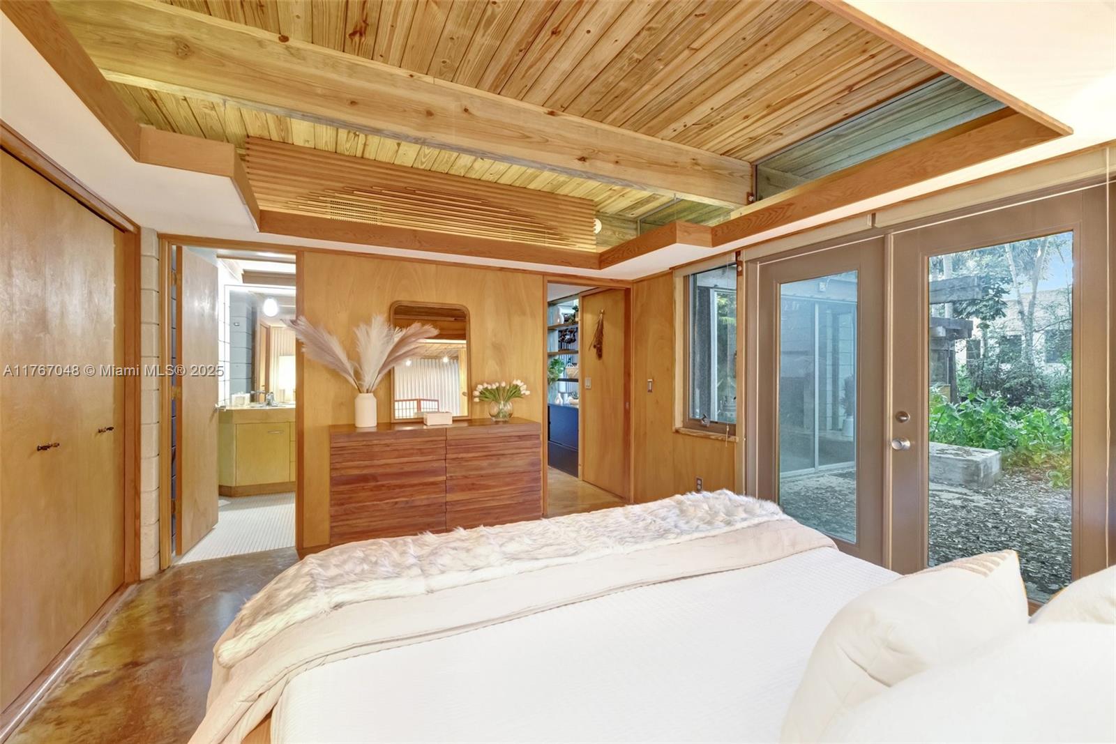 Riverland Woods (UNREC) - Residential