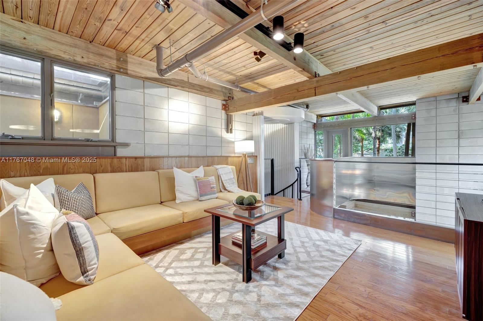 Riverland Woods (UNREC) - Residential