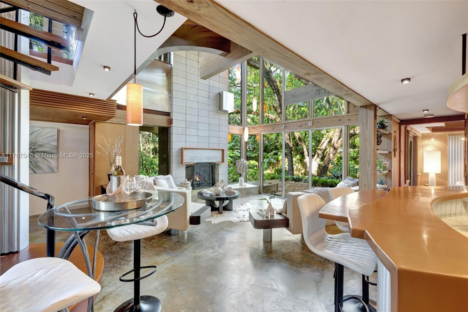 Riverland Woods (UNREC) - Residential