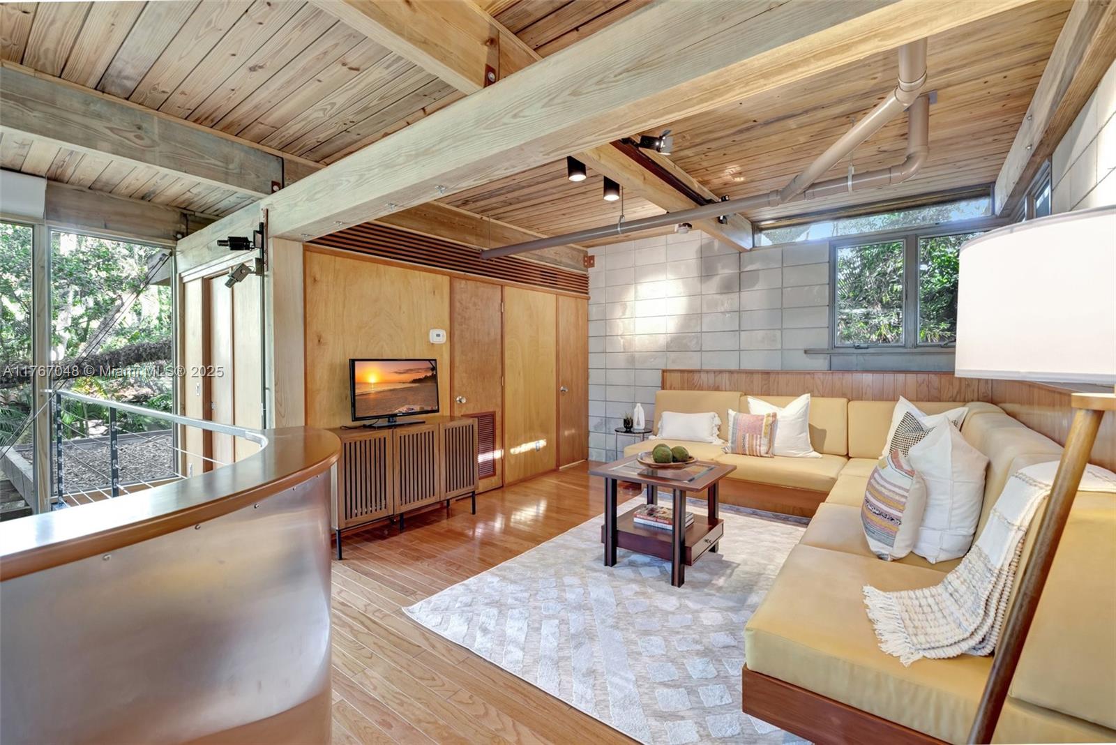 Riverland Woods (UNREC) - Residential