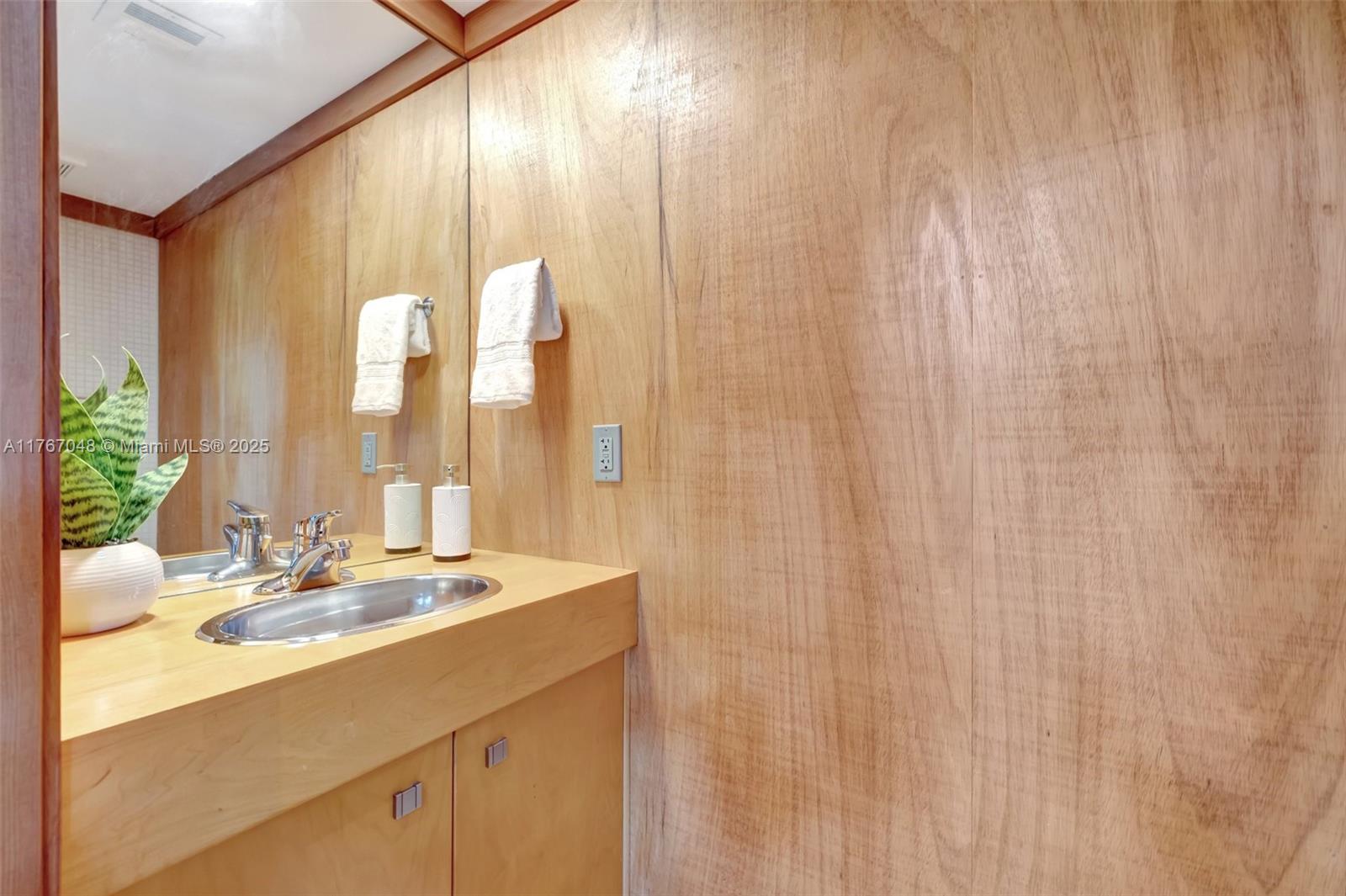 Riverland Woods (UNREC) - Residential