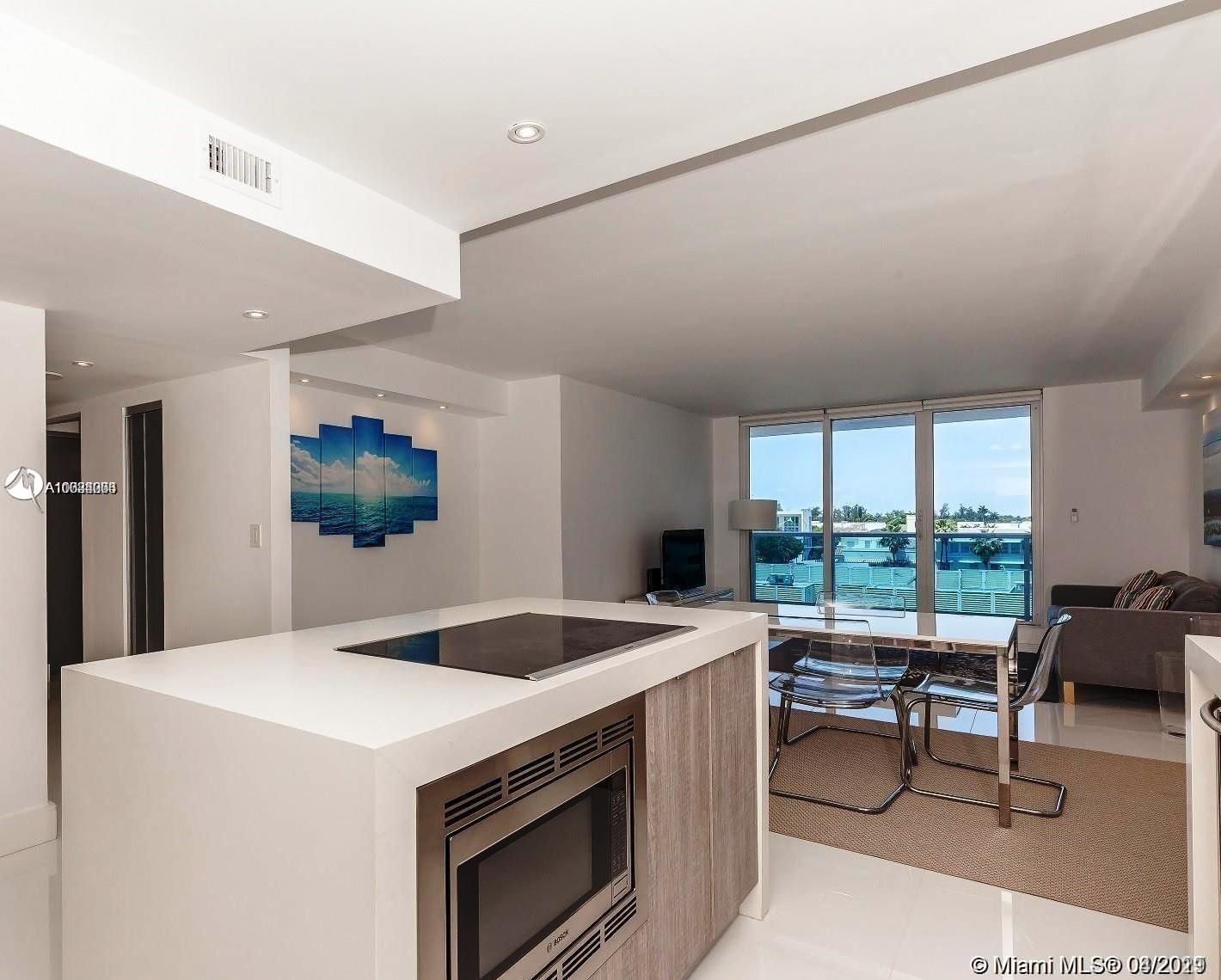 Roney Palace - Residential