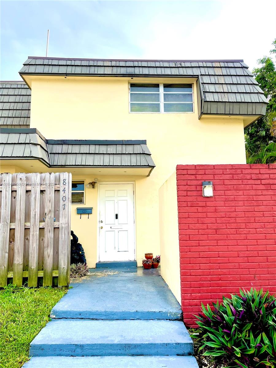 Property for Sale at 8407 Sw 137th Ave 8407, Miami, Broward County, Florida - Bedrooms: 2 
Bathrooms: 3  - $380,000