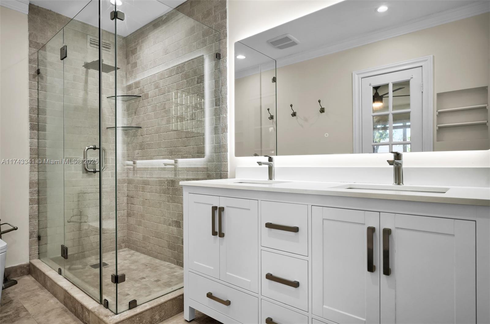 TANGLEWOOD GDNS - Residential Lease