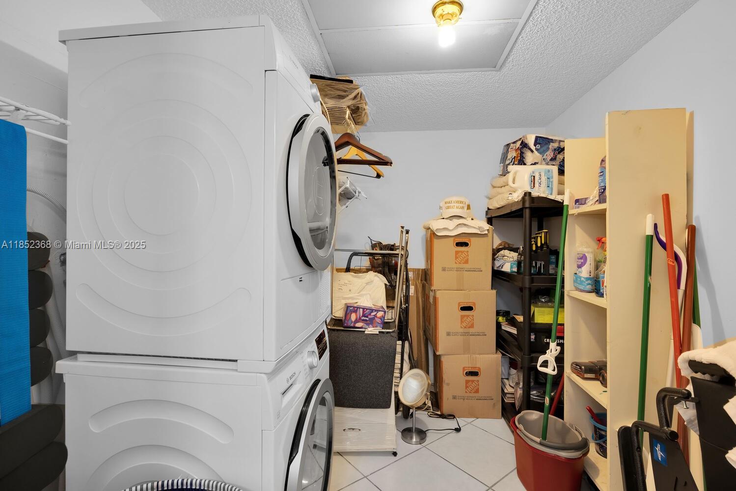 MAISON GRANDE CONDO - Residential