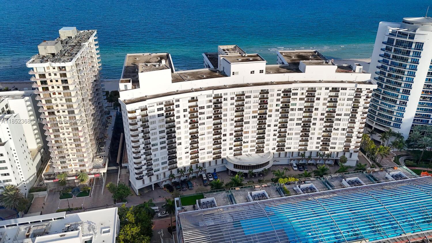 MAISON GRANDE CONDO - Residential